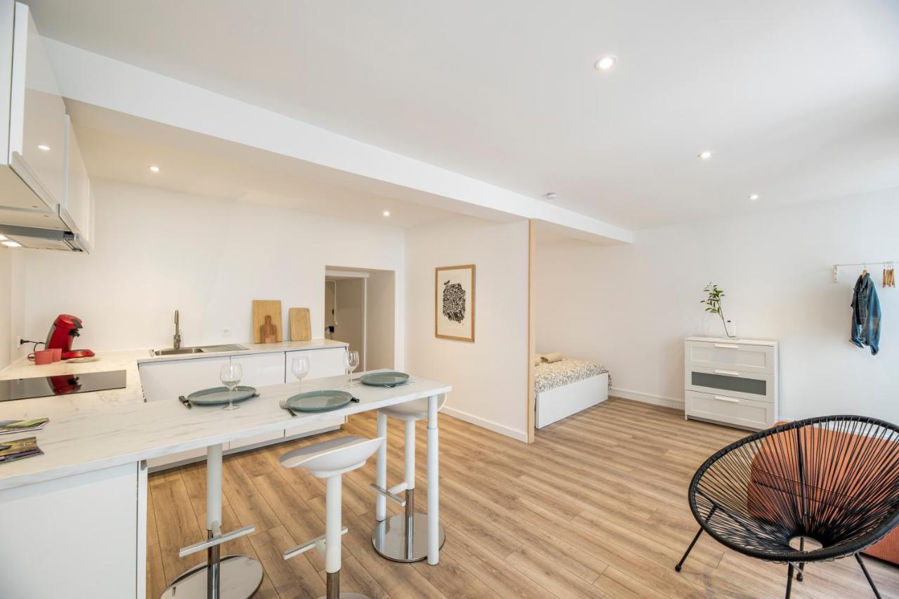 Quartier Du Chateau, Superbe Appartement Avec Parking Pau Exterior photo