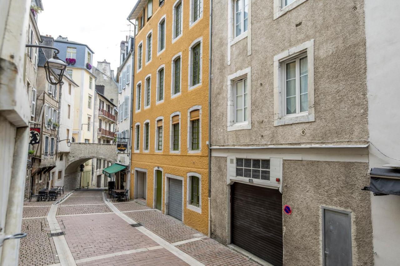 Quartier Du Chateau, Superbe Appartement Avec Parking Pau Exterior photo