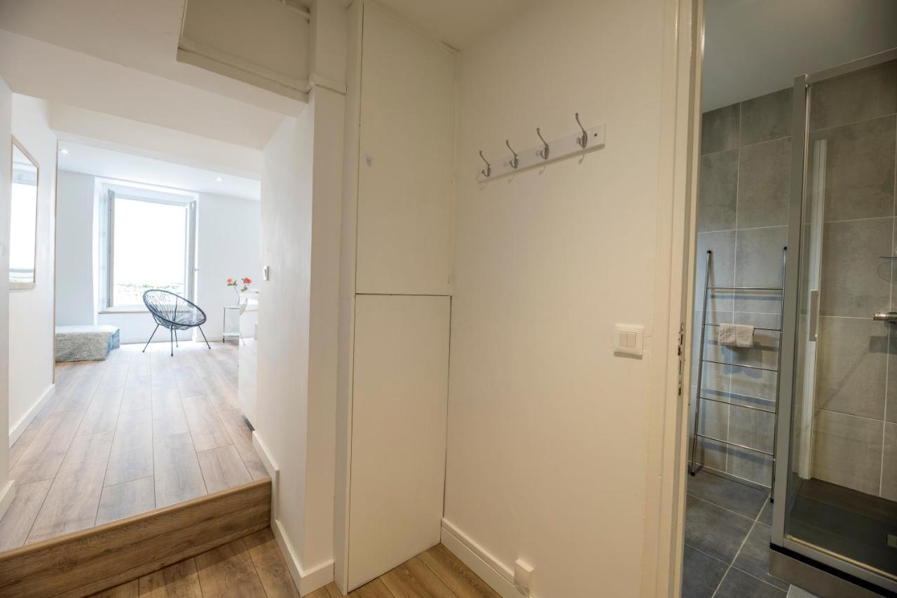Quartier Du Chateau, Superbe Appartement Avec Parking Pau Exterior photo