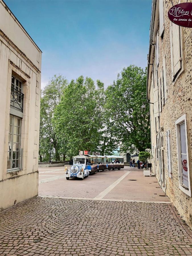 Quartier Du Chateau, Superbe Appartement Avec Parking Pau Exterior photo